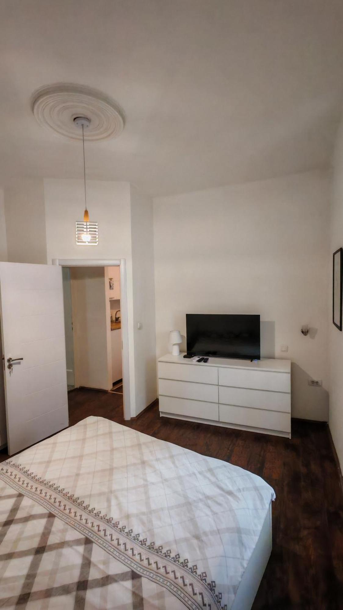 Zeleni Venac Studio & Apartment Belgrade Exterior photo